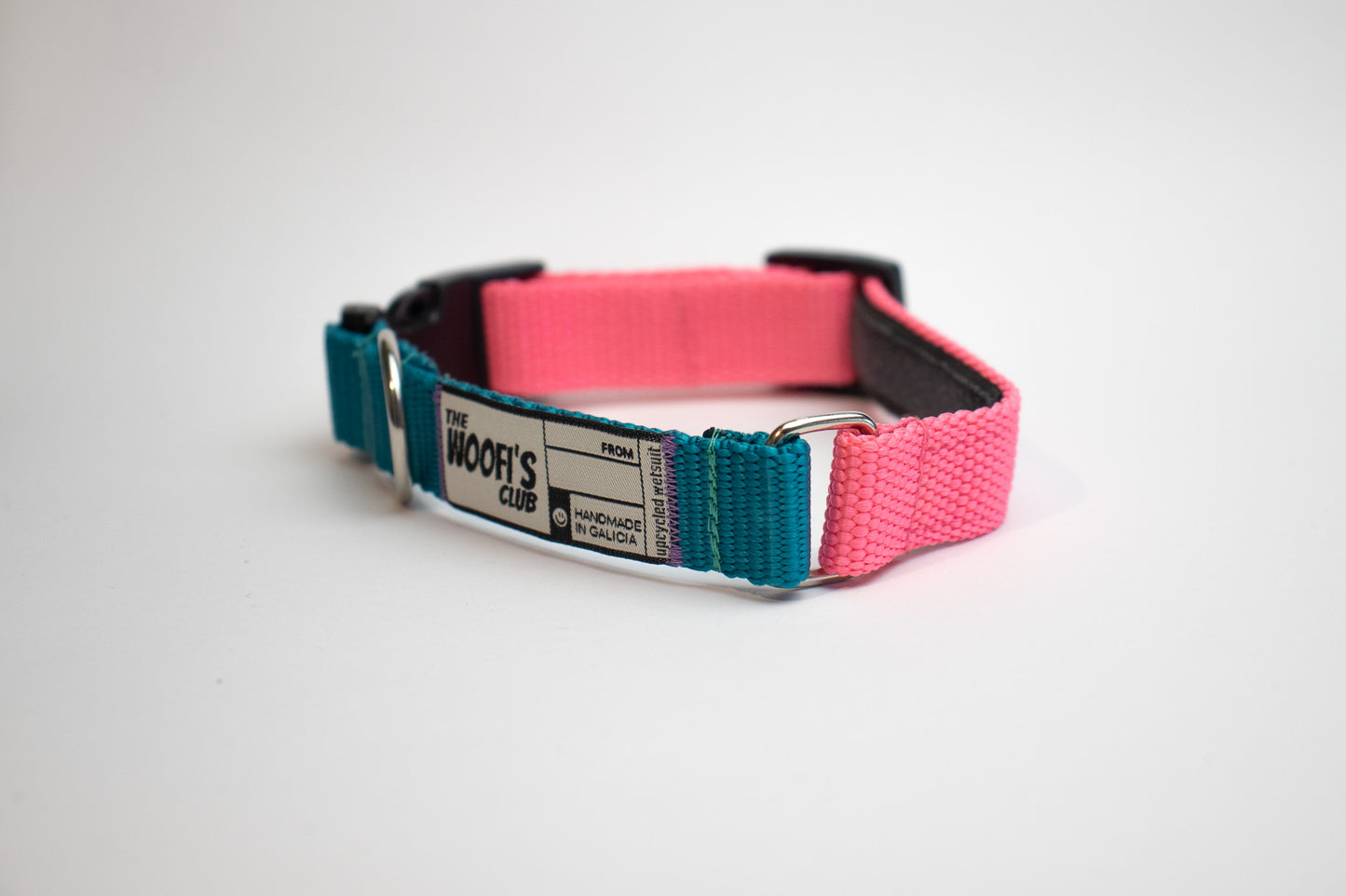 Collar sostenible para perro rosa y aquamarina